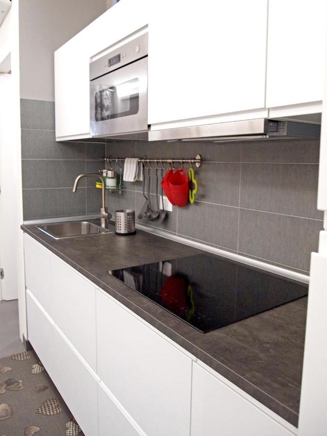 Happy Home Bo Centro Free Private Parking 볼로냐 외부 사진