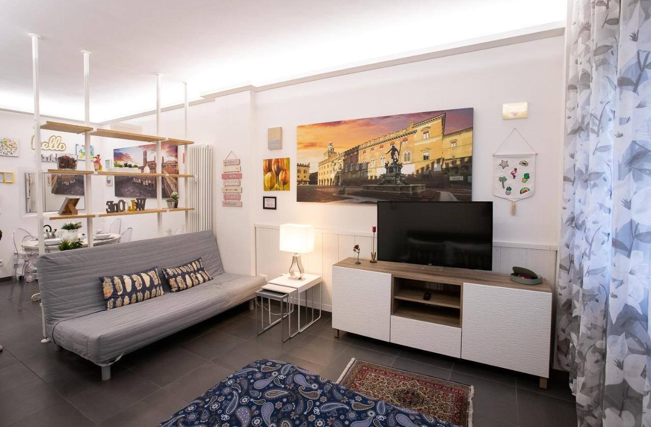 Happy Home Bo Centro Free Private Parking 볼로냐 외부 사진